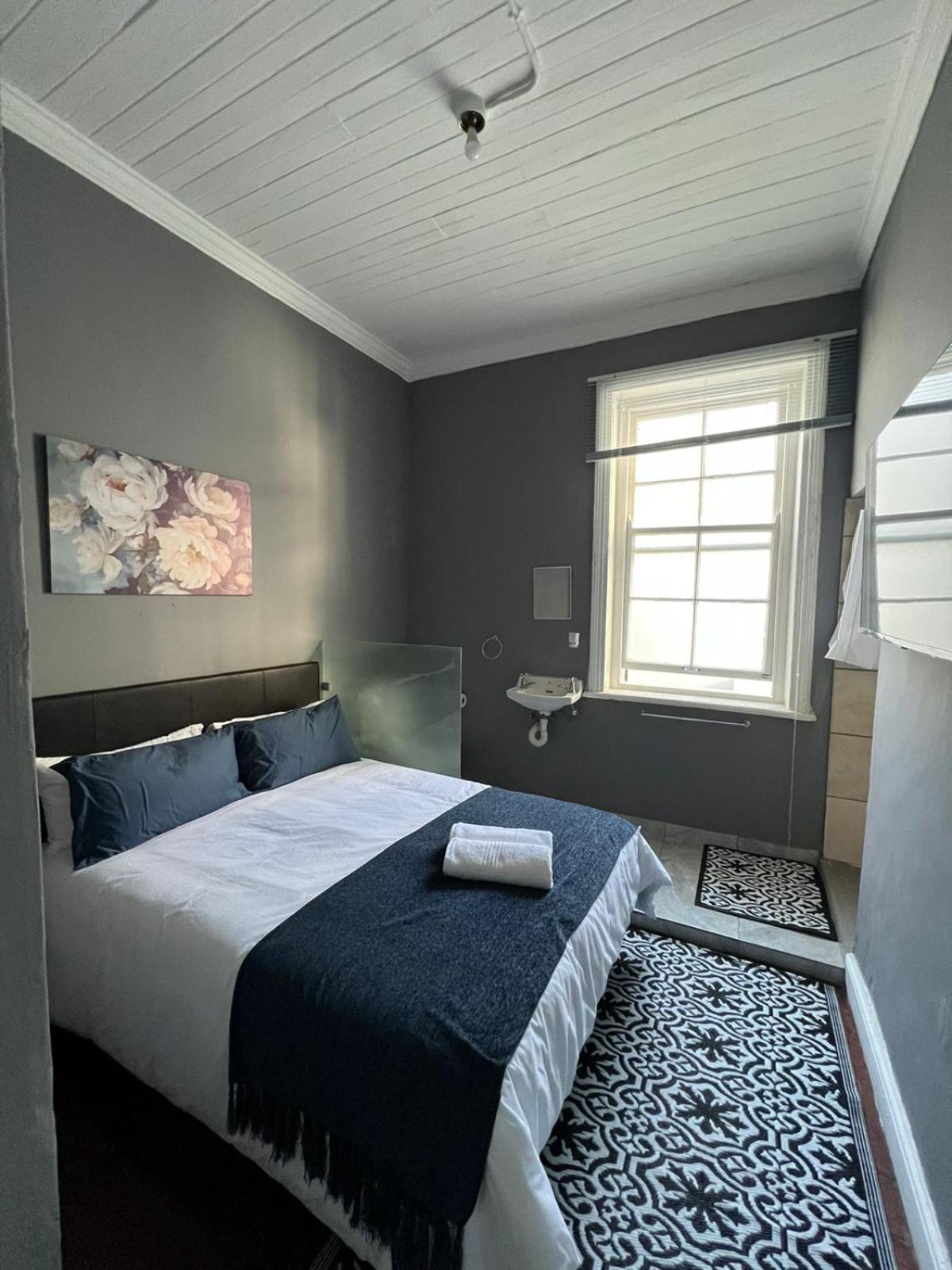 Capepod Sea Point Hotel Cape Town Exterior photo